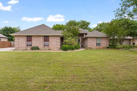5006 Bueno Dr, Granbury, TX 76049