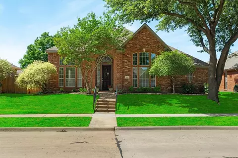 541 Rivercove Dr, Garland, TX 75044