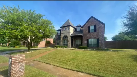 731 Mockingbird Dr, Murphy, TX 75094