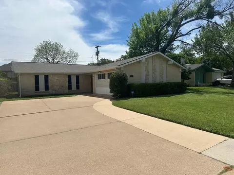 606 Pin Oak Dr, Irving, TX 75060