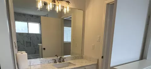 Bath - 4939 Rolling Vis, Mesquite, TX 75150 photo 1 of 3