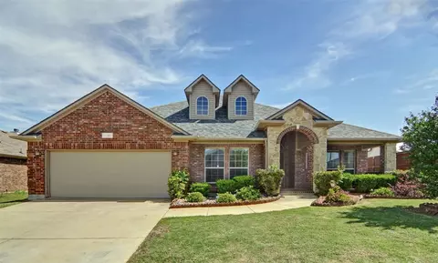 1400 Axis Deer Rd, Arlington, TX 76002