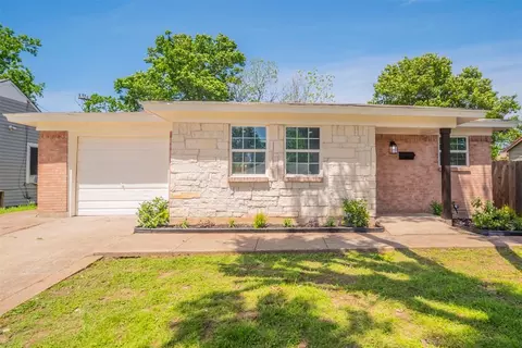 5824 Geddes Ave, Fort Worth, TX 76107