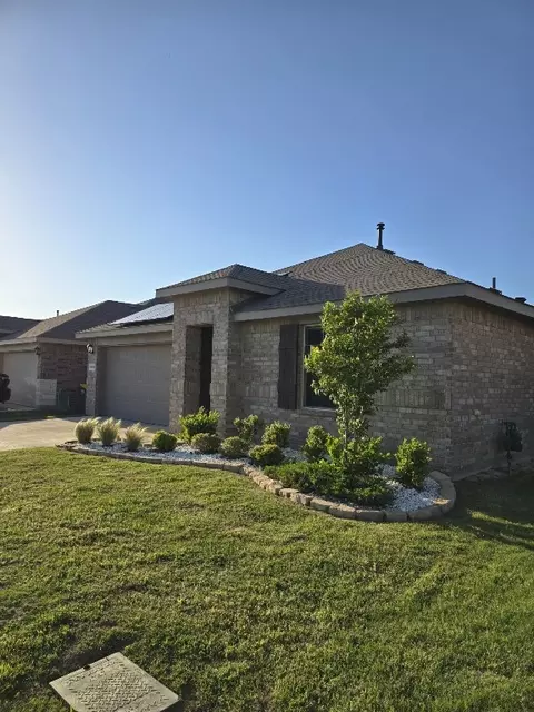 10376 Fort Crockett Trl, Crowley, TX 76036