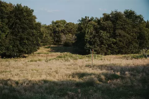 158 Bee Creek School House Rd, Grandview, TX 76050