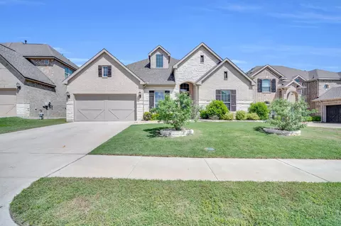 2622 Maple Leaf Dr, Midlothian, TX 76065