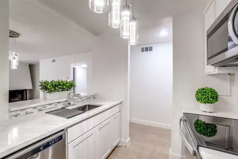 6050 Melody Ln #239, Dallas, TX 75231