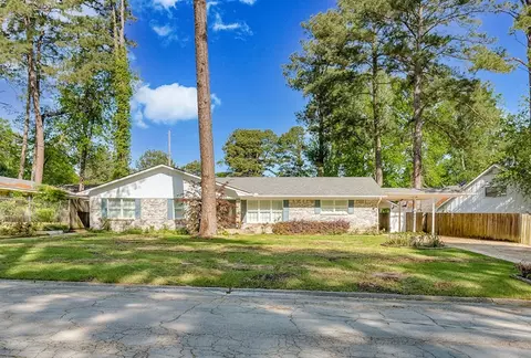 9450 Shartel Dr, Shreveport, LA 71118
