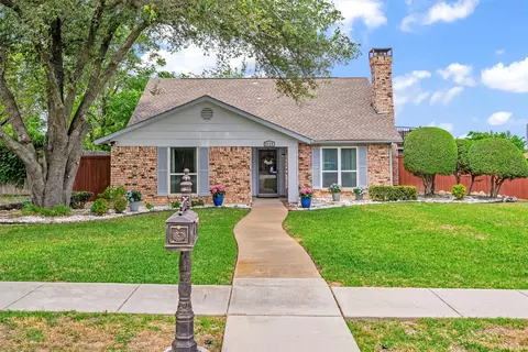 3129 Royal Oaks Dr, Plano, TX 75074