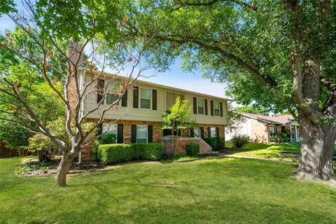 1740 Hartford Dr, Carrollton, TX 75007