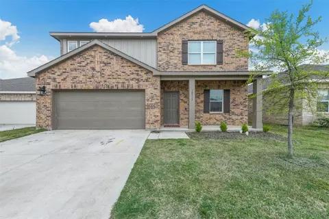 10313 Castle Lyons Ln, Crowley, TX 76036