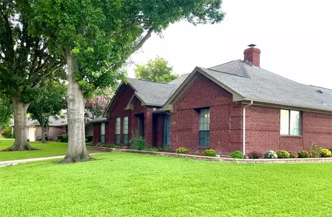 1308 New Haven Dr, Mansfield, TX 76063