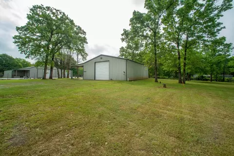 105 Spring Ln, Mabank, TX 75156