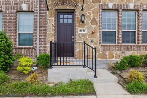 2400 Magalia Ln, Lewisville, TX 75056