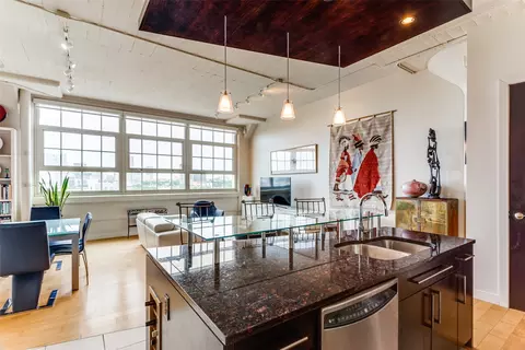 2600 W 7th St #2606, Fort Worth, TX 76107