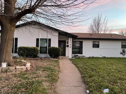3734 O Henry Dr, Garland, TX 75042