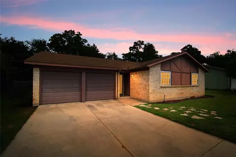 5113 Lester Dr, Arlington, TX 76016