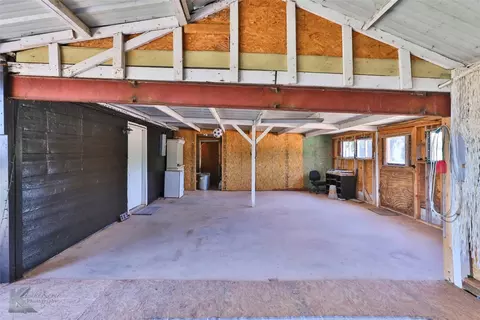 Exterior - 523 Apache, Abilene, TX 79601 photo 9 of 10