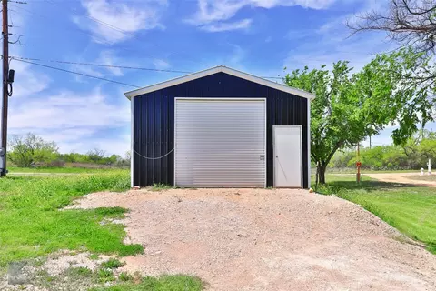 Exterior - 523 Apache, Abilene, TX 79601 photo 6 of 10