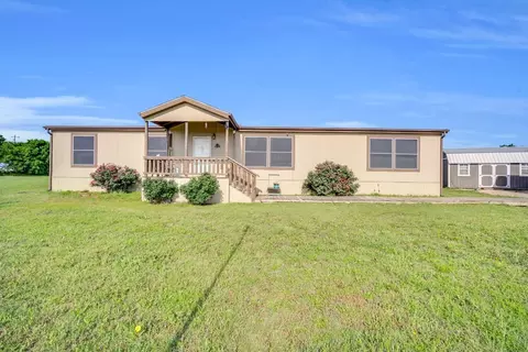 8001 Pleasant Run Rd, Alvarado, TX 76009