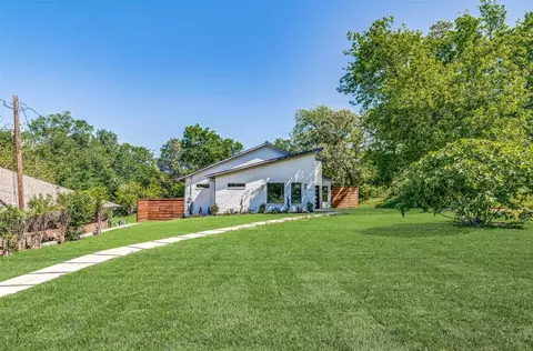 1409 Francis St, Carrollton, TX 75006