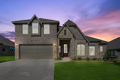 1337 Elk Ridge Dr, Crowley, TX 76036