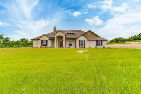 1016 Kessler Rd, Weatherford, TX 76087