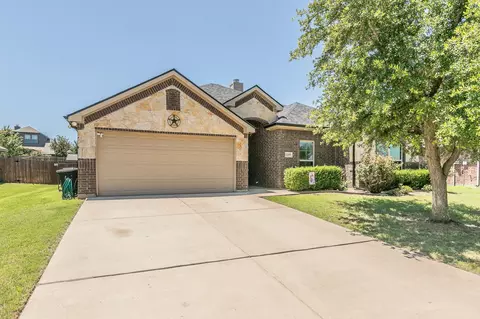 1169 Sapphire Ln, Burleson, TX 76028