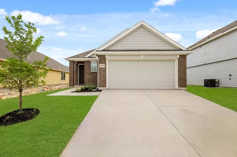 9936 Dynamics Dr, Fort Worth, TX 76131