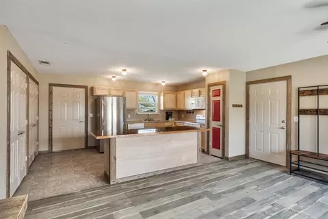 Kitchen - 309 E Franklin Ave, Electra, TX 76360 photo 1 of 4