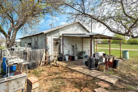 Other - 309 E Franklin Ave, Electra, TX 76360 photo 8 of 8
