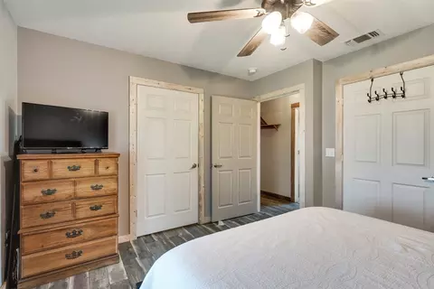 Bedroom - 309 E Franklin Ave, Electra, TX 76360 photo 2 of 4