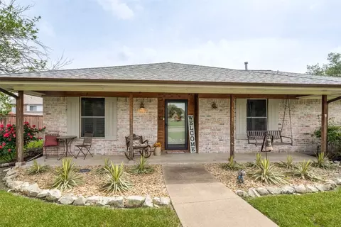 3316 Kingsbridge Dr, Plano, TX 75075