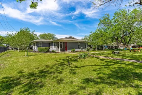 701 Plaza Dr, Fort Worth, TX 76140