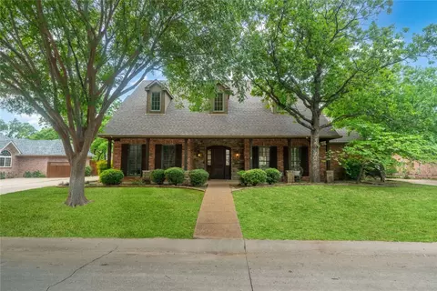 3005 Woodhollow Dr, Highland Village, TX 75077