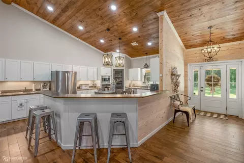 Kitchen - 2165 Evergreen Rd, Minden, LA 71055 photo 1 of 5