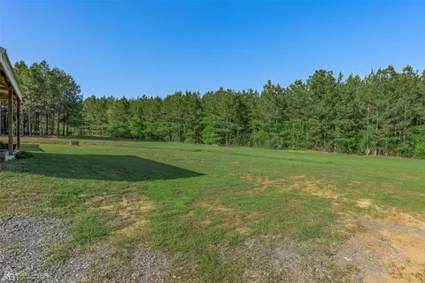 Exterior - 2165 Evergreen Rd, Minden, LA 71055 photo 7 of 9