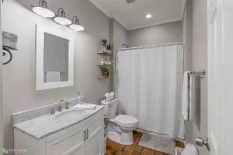 Bath - 2165 Evergreen Rd, Minden, LA 71055 photo 4 of 5