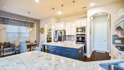 Kitchen - 6513 Elderberry Way, Argyle, TX 76226 photo 2 of 4