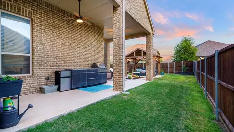 Exterior - 6513 Elderberry Way, Argyle, TX 76226 photo 4 of 9