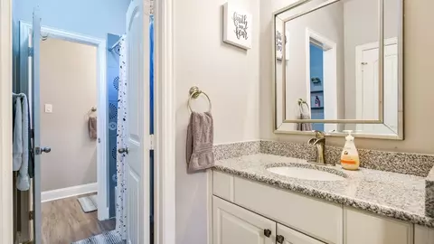 Bath - 6513 Elderberry Way, Argyle, TX 76226 photo 4 of 7