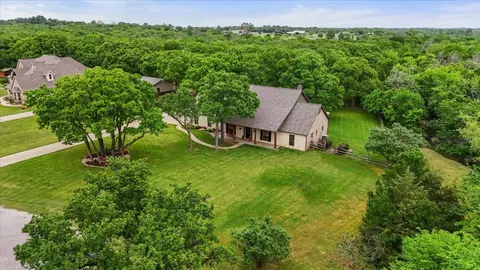 7621 Woodwind Dr, Alvarado, TX 76009