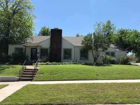 4937 Calmont Ave, Fort Worth, TX 76107