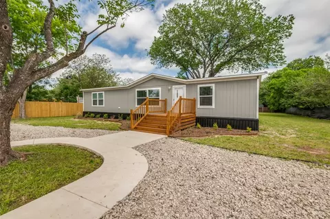 209 Lazy Ln, Red Oak, TX 75154