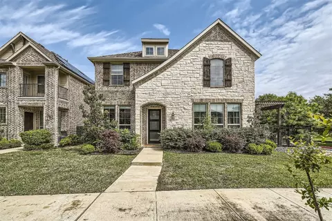 412 Renaissance Ln, Irving, TX 75060