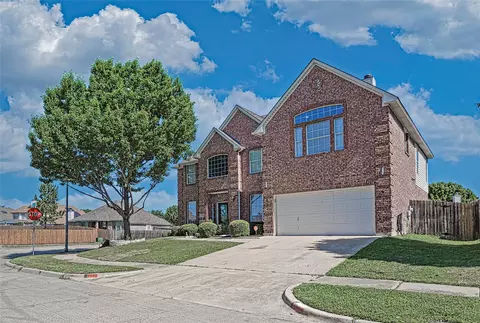 1028 Boscombe Ct, Grand Prairie, TX 75052
