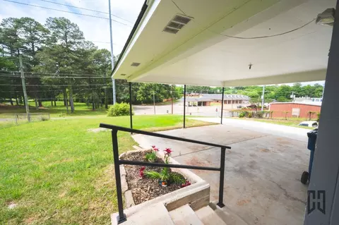 Exterior - 302 Britt St, Minden, LA 71055 photo 6 of 6