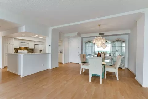5200 Keller Springs Rd #824, Dallas, TX 75248