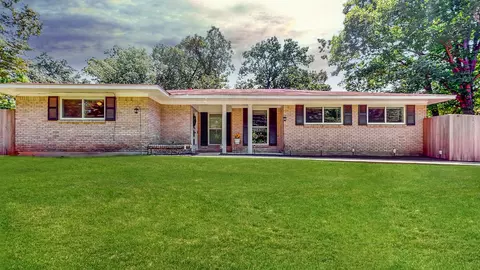 6047 Yarbrough Rd, Shreveport, LA 71119