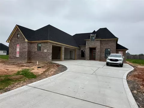 583 Corinth Cir, Bossier City, LA 71111